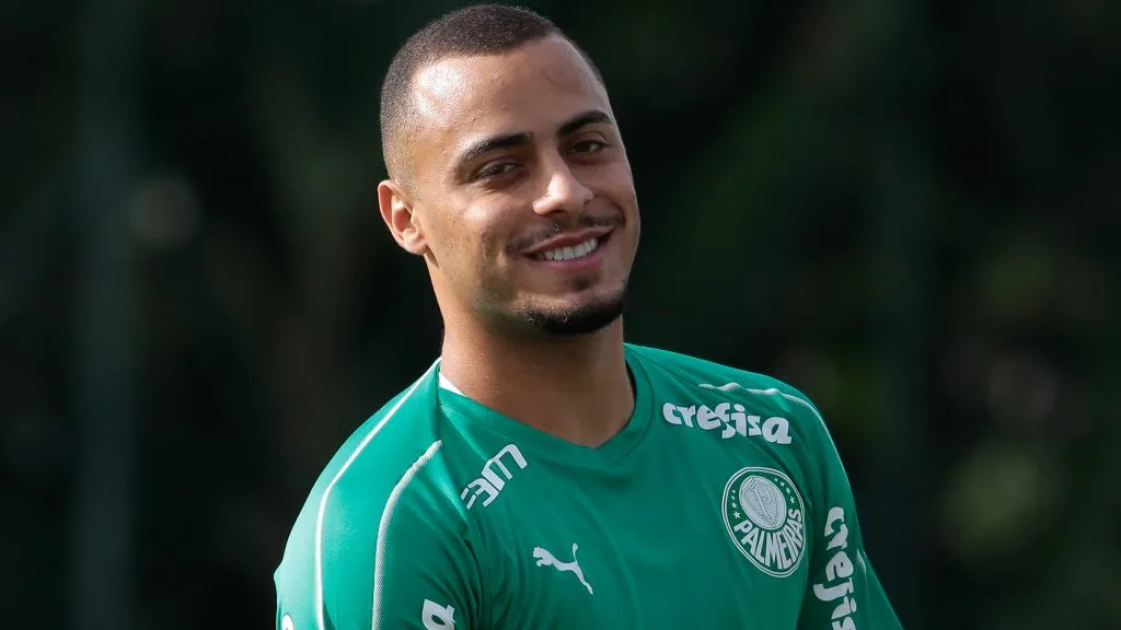 Arthur Cabral passou pelo Palmeiras - Foto: Marcello Zambrana/AGIF.
