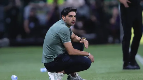 Faturamento de Klopp no Liverpool supera o de Abel Ferreira no Palmeiras