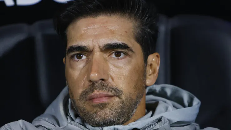 Abel Ferreira não permanecerá no Palmeiras para 2026 por aprovação da filha em universidade na Europa, diz jornalista