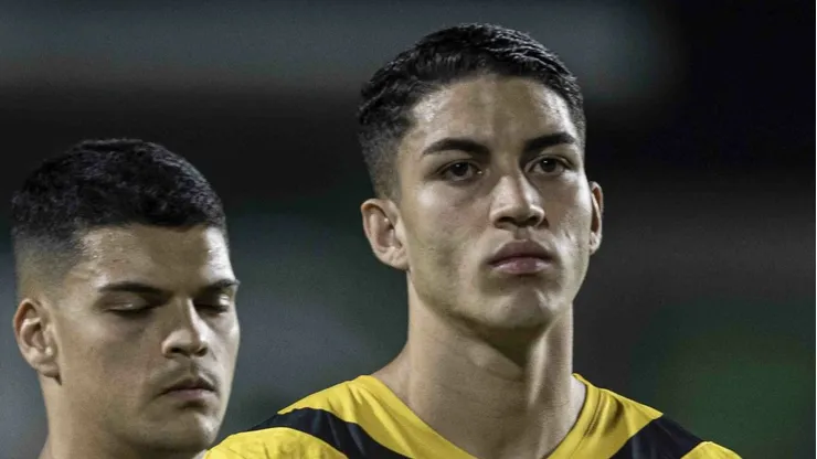 Jair ainda não assinou contrato com Botafogo.