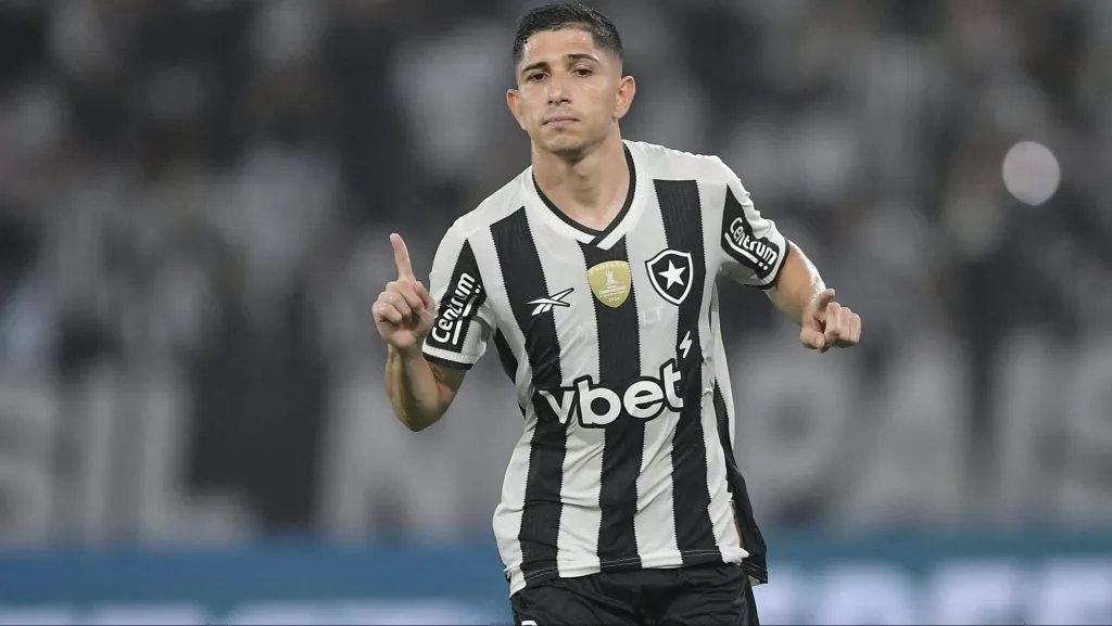 Savarino abriu o jogo após vitória contra o Fluminense – Foto: Thiago Ribeiro/AGIF