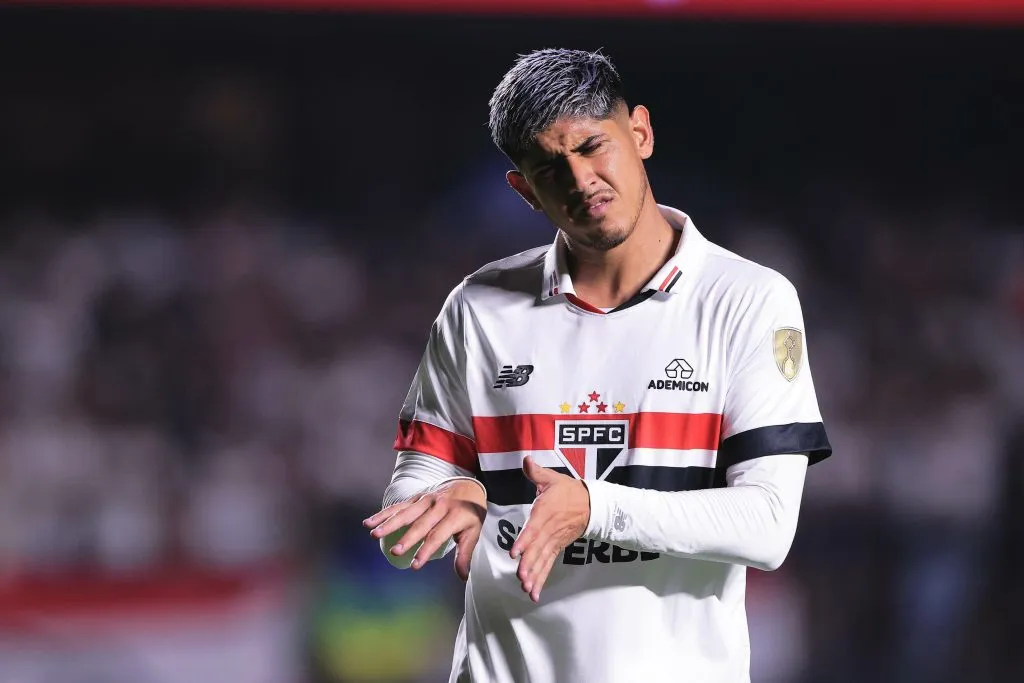 Alan Franco jogador do Sao Paulo durante partida contra o Barcelona de Guayaquil no estadio Morumbi pelo campeonato Copa Libertadores 2024. Foto: Ettore Chiereguini/AGIF