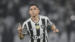 Savarino foi o algoz no primeiro clássico do ano