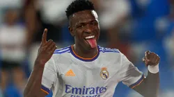 Vinícius Júnior comemora gol marcado em partida da La Liga diante do Valencia. Foto: DAX Images / Alamy Stock Photo