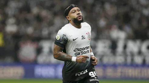 Memphis Depay (Photo by Ricardo Moreira/Getty Images)