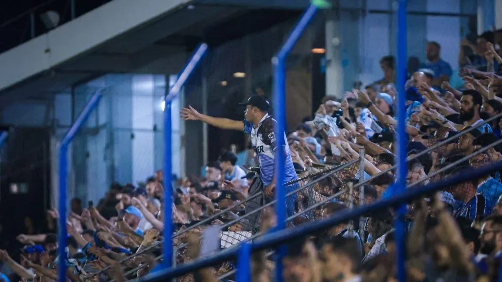 RS – NOVO HAMBURGO – 29/01/2025 – GAUCHO 2025, MONSOON X GREMIO – Torcida do Gremio durante partida contra Monsoon no estadio Do Vale pelo campeonato Gaucho 2025. Foto: Maxi Franzoi/AGIF