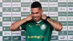 Paulinho em sua apresentação no Palmeiras. Foto: Fabio Menotti/Palmeiras