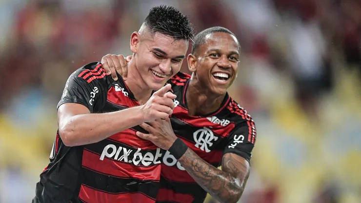 Alcaraz foi dispensado pelo Flamengo. Thiago Ribeiro/AGIF