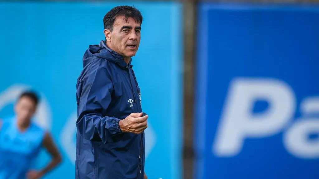 Gustavo Quinteros em treino do Grêmio