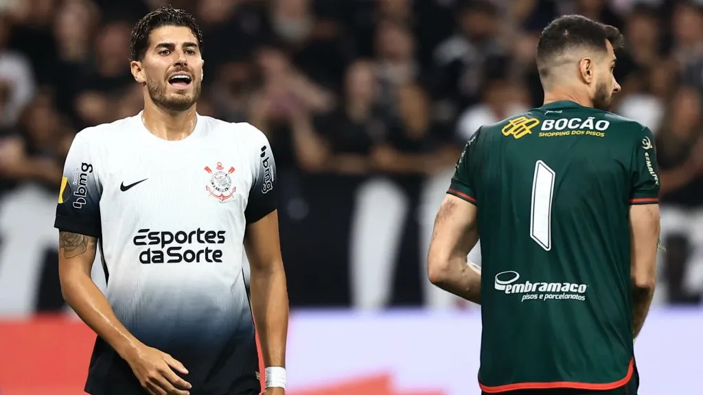 Pedro Raul em partida contra o Velo Clube no Paulistão