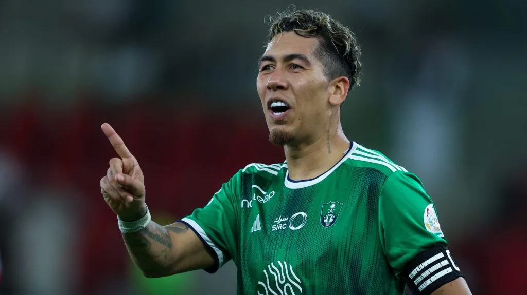 Roberto Firmino encaixaria na função desejada pelo Palmeiras - (Photo by Yasser Bakhsh/Getty Images).