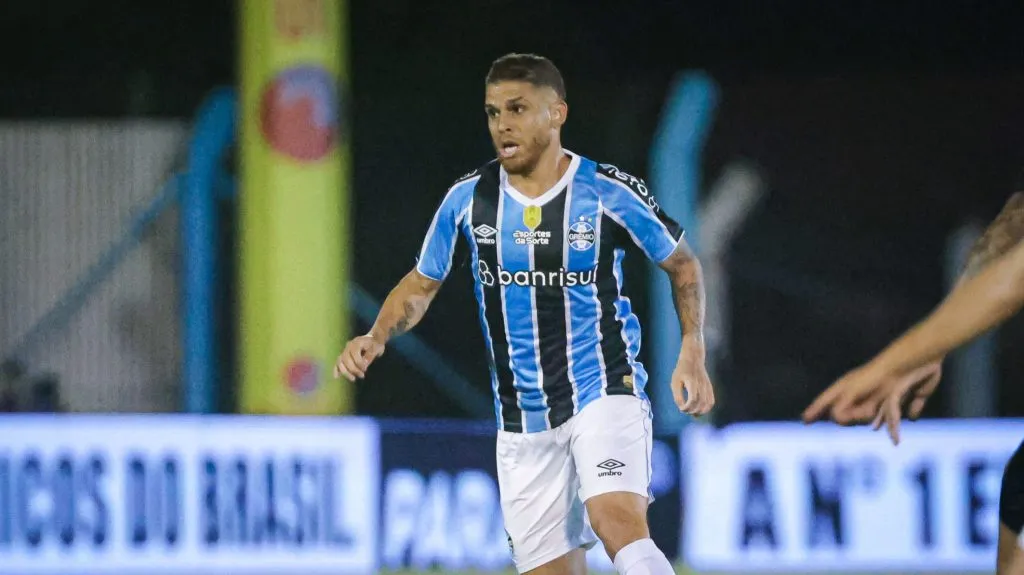 Cuéllar já fez sua estreia pelo Tricolor