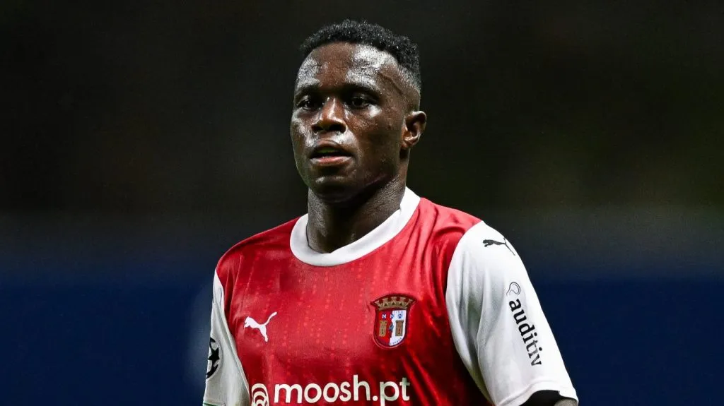 Bruma, atacante que está negociando com o Vasco