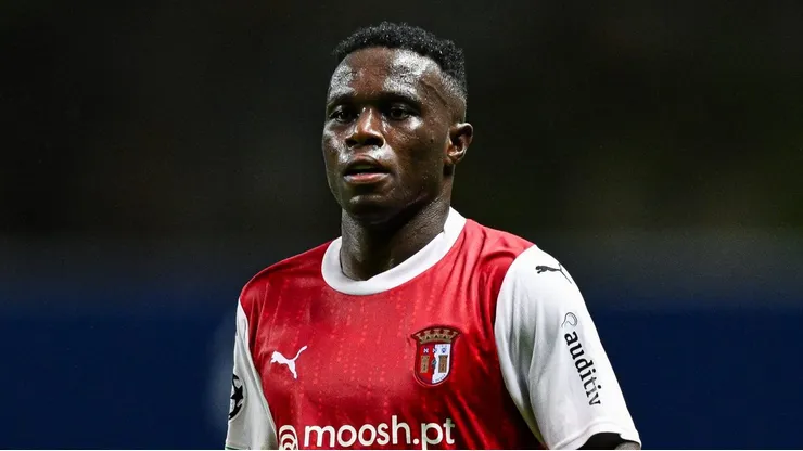 Bruma, atacante que está negociando com o Vasco