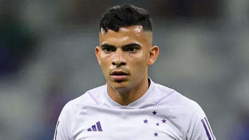 Atacante foi destaque com a camisa da Raposa