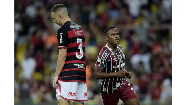 Jhon Arias jogador do Fluminense comemora seu gol durante partida contra o Flamengo no estádio Maracanã pelo campeonato Brasileiro A 2024. Foto: Alexandre Loureiro/AGIF