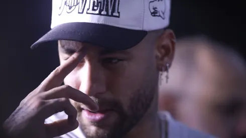 Neymar em sua apresentação na Vila Belmiro. Foto: Reinaldo Campos/AGIF