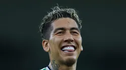 Firmino comemora gol pelo Al-Ahli.