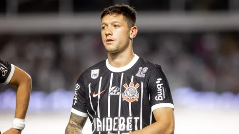 Garro durante partida pelo Timão