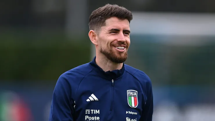 Jorginho definiu futuro após interesse do Catar - Foto: Claudio Villa/Getty Images