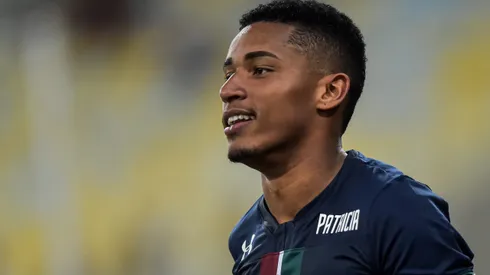 Marcos Paulo quando jogador do Fluminense comemora seu gol durante partida. Foto: Thiago Ribeiro/AGIF