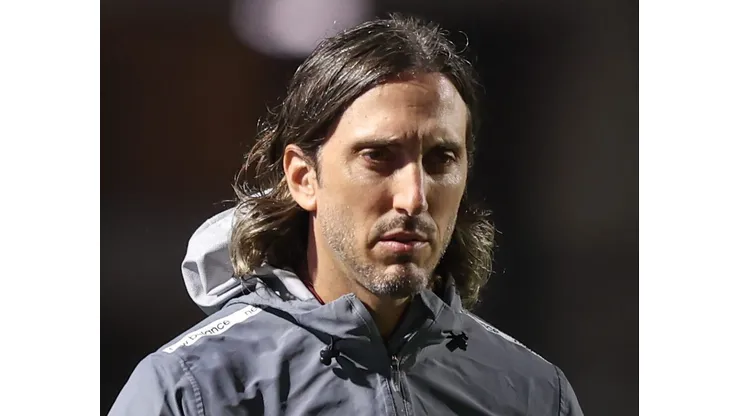 Luis Zubeldia, tecnico do Sao Paulo durante partida contra Santos na Vila Belmiro pelo campeonato Paulista 2025