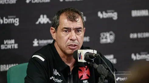 Carille concedeu entrevista após a partida. Foto: Matheus Lima/Vasco