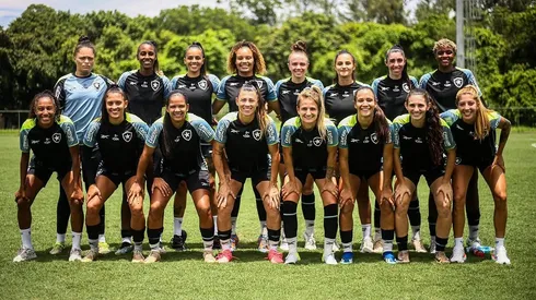 Botafogo, investiu em novos reforços para equipe feminina, apostando em 16 contratações de peso