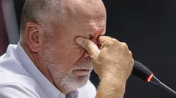 Mano Menezes durante entrevista coletiva após partida entre Athletico-PR e Fluminense, na Ligga Arena, pelo Brasileirão 2024.