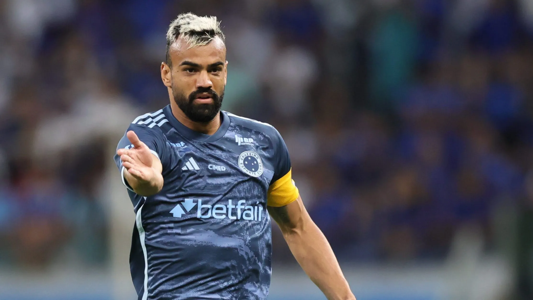 Fabrício Bruno, do Cruzeiro – Foto: Gilson Lobo/AGIF