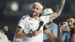 Neymar quer ajudar o jovem. Foto: Bruno Vaz/SFC