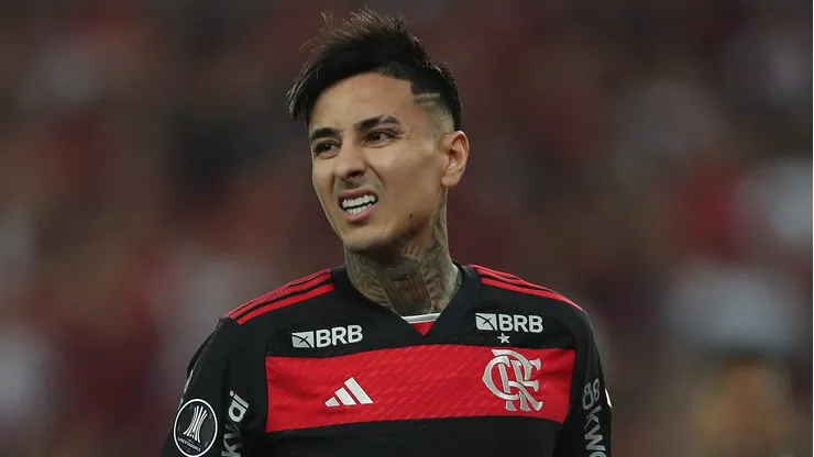 Erick Pulgar esta fora de Flamengo x Internacional - Foto: Wagner Meier/Getty Images