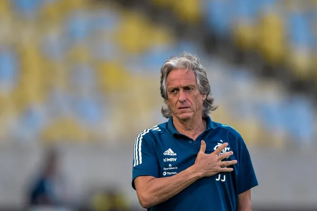 Jorge Jesus, ex-técnico do Flamengo, durante partida contra o Portuguesa no Maracanã pelo Campeonato Carioca 2020. Foto: Thiago Ribeiro / AGIF