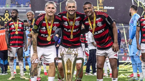 Flamengo venceu o rival Botafogo para ganhar sua primeira supercopa em quatro anos Foto: Fernando Torres/AGIF