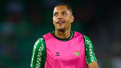 Palmeiras não vai ter Vitor Roque no elenco de imediato.