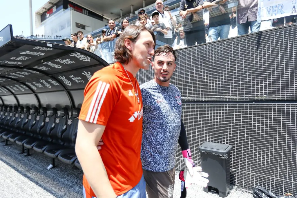 Cassio jogador do Cruzeiro durante partida contra o Corinthians – Foto: Marco Miatelo/AGIF