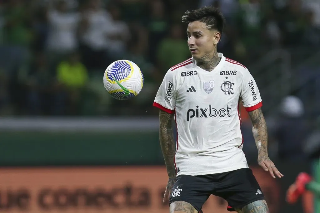 Pulgar dá alva para voltar a negociar renovação – Foto: Ricardo Moreira/Getty Images