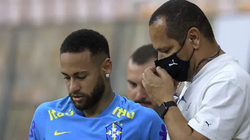 Neymar pai vem costurando negociando no Santos para reforçar time de seu filho