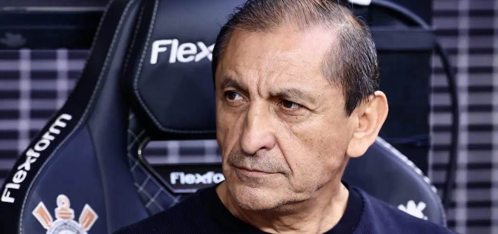 Ramón Díaz em jogo do Corinthians