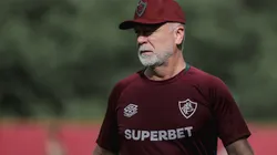 Mano Menezes em treino para o clássico contra o Vasco - Foto: Lucas Merçon/Fluminense