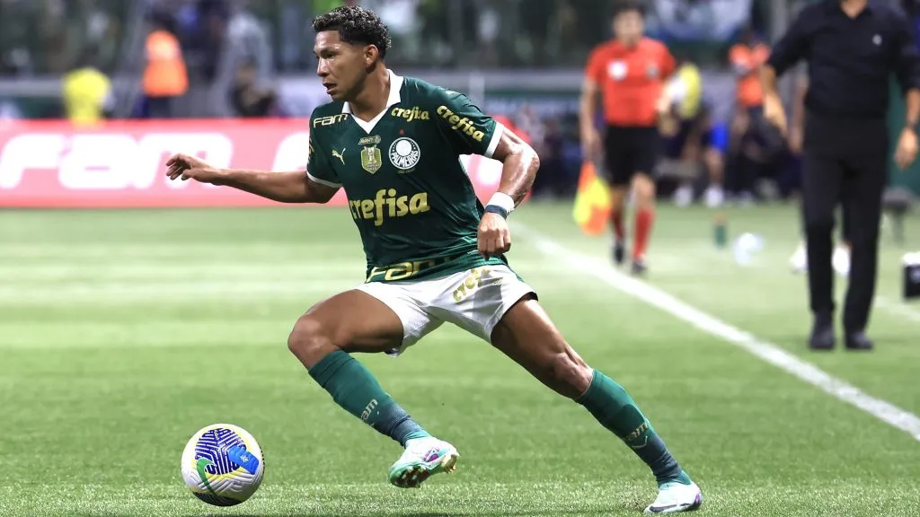 Rony deve seguir no Palmeiras até julho - Foto: Marcello Zambrana/AGIF.