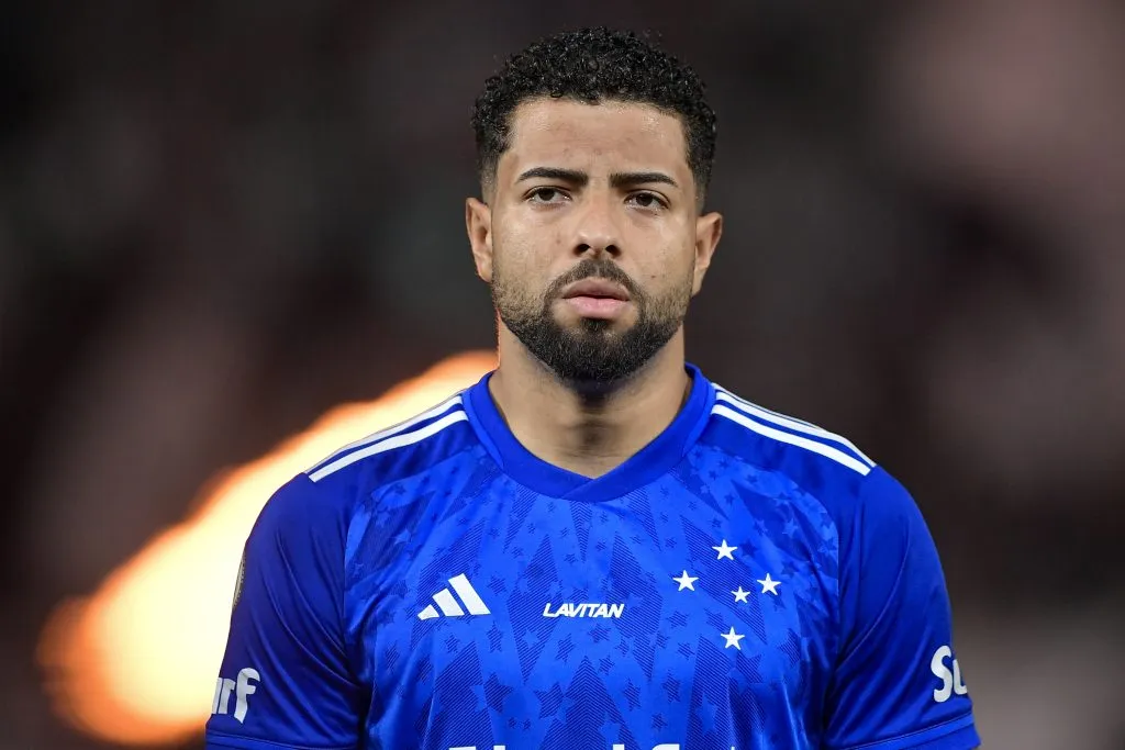 João Marcelo deve permanecer um tempo fora dos gramados. Foto: Thiago Ribeiro/AGIF