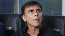 Gustavo Quinteros pode ganhar mais um reforço - Foto: Maxi Franzoi/AGIF.