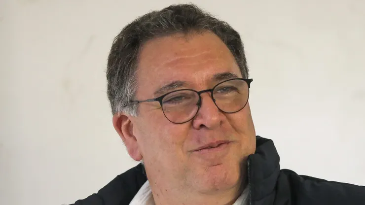 Marcelo Teixeira segue em busca de reforçar o elenco.
