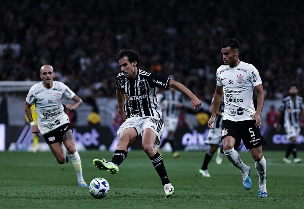 Igor Gomes em partida diante do Corinthians. Foto: Fabio Giannelli/AGIF