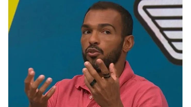 Richarlyson é comentarista da SporTV News (Foto: Reprodução)