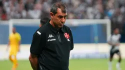 Fábio Carille ainda não definiu o elenco para o clássico - Foto: Aguilar Abecassis/AGIF