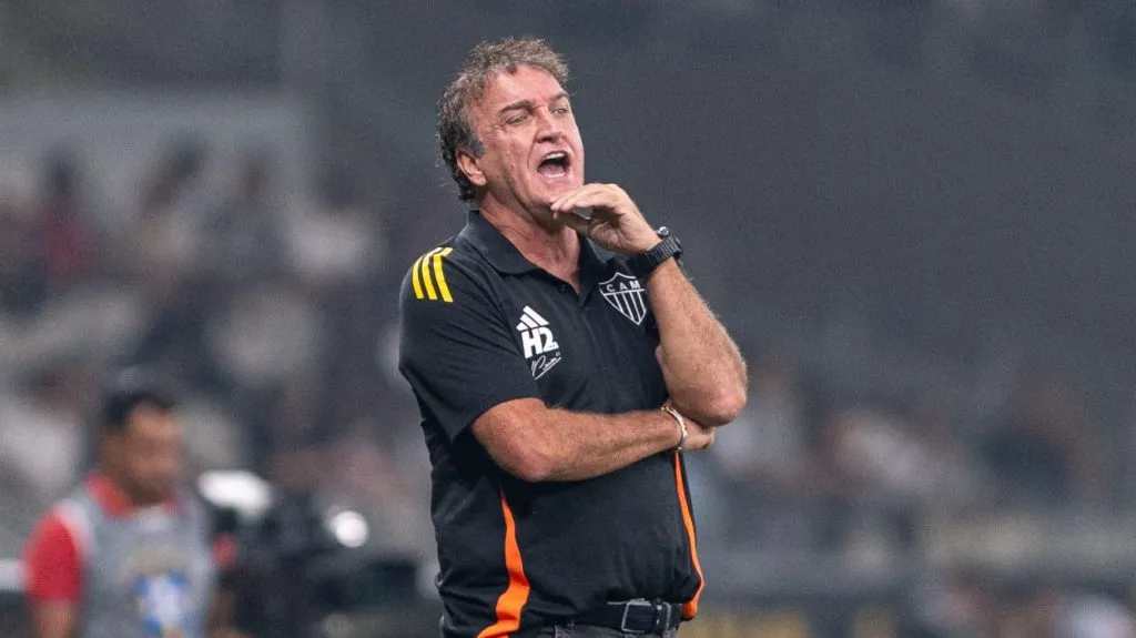 Cuca já faz projeção visando Cruzeiro no Estadual. Foto: Alessandra Torres/AGIF