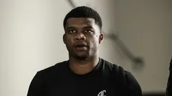 Lincoln durante chegada ao Mineirão.