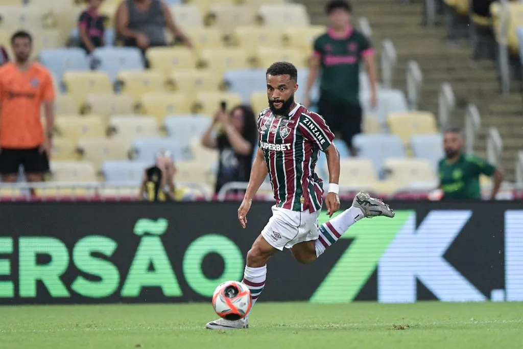 RJ – RIO DE JANEIRO – 02/02/2025 – CARIOCA 2025, FLUMINENSE X BOAVISTA – SAmuel Xavier jogador do Fluminense durante partida contra o Boavista no estadio Maracana pelo campeonato Carioca 2025. Foto: Thiago Ribeiro/AGIF